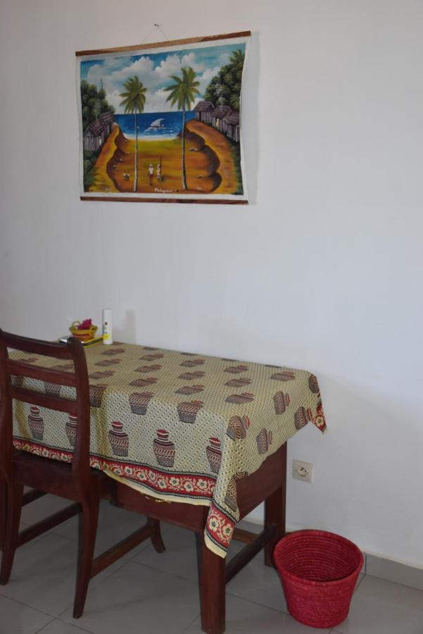 לינה וארוחת בוקר Antsiranana Centre Lucien Botovasoa מראה חיצוני תמונה